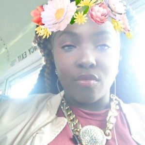 Meet your Posher, Alexandria